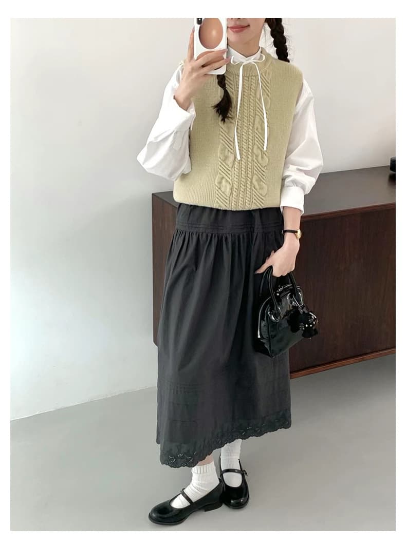 大人かわいい服 裾レース フレアロングスカート