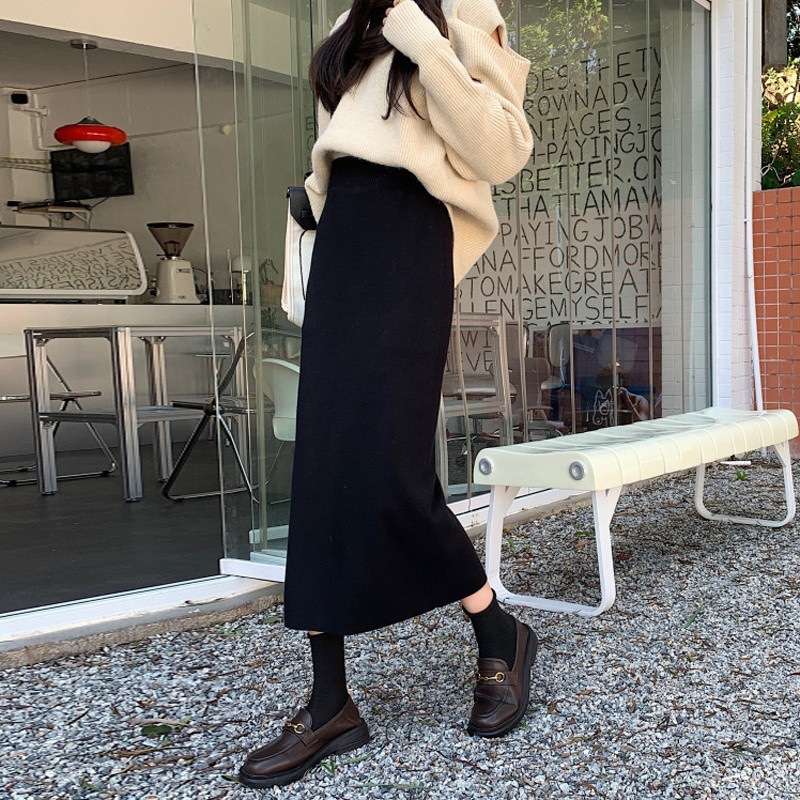 大人かわいい服 シンプル美ライン ニットロングスカート