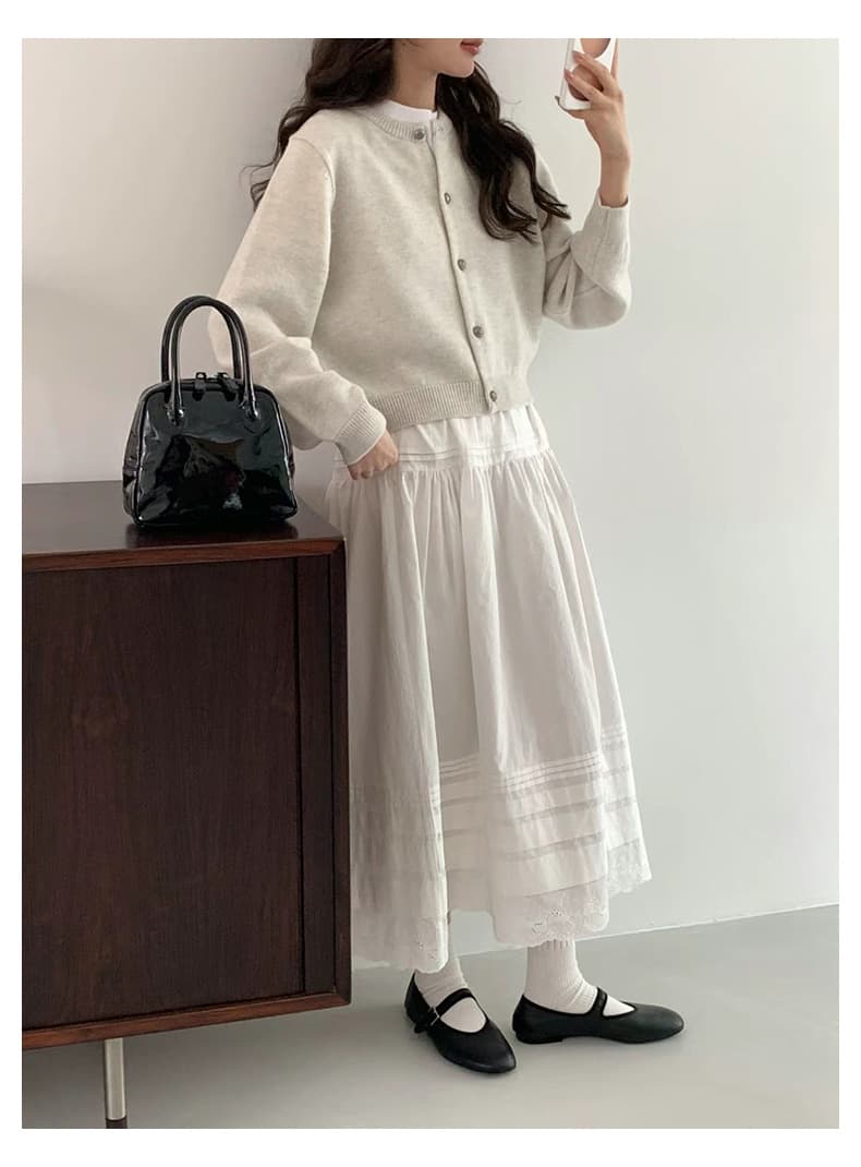 大人かわいい服 裾レース フレアロングスカート