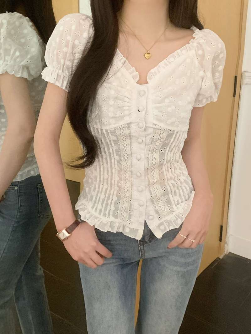 大人かわいい服 シャーリングレーストップス