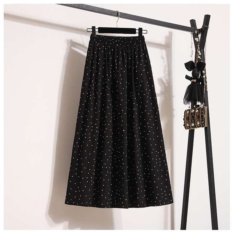大人かわいい服 ふんわりドットプリーツスカート