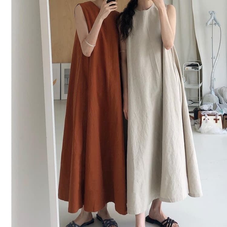 大人かわいい服 ゆったりシルエット ノースリーブ麻混ロングワンピース