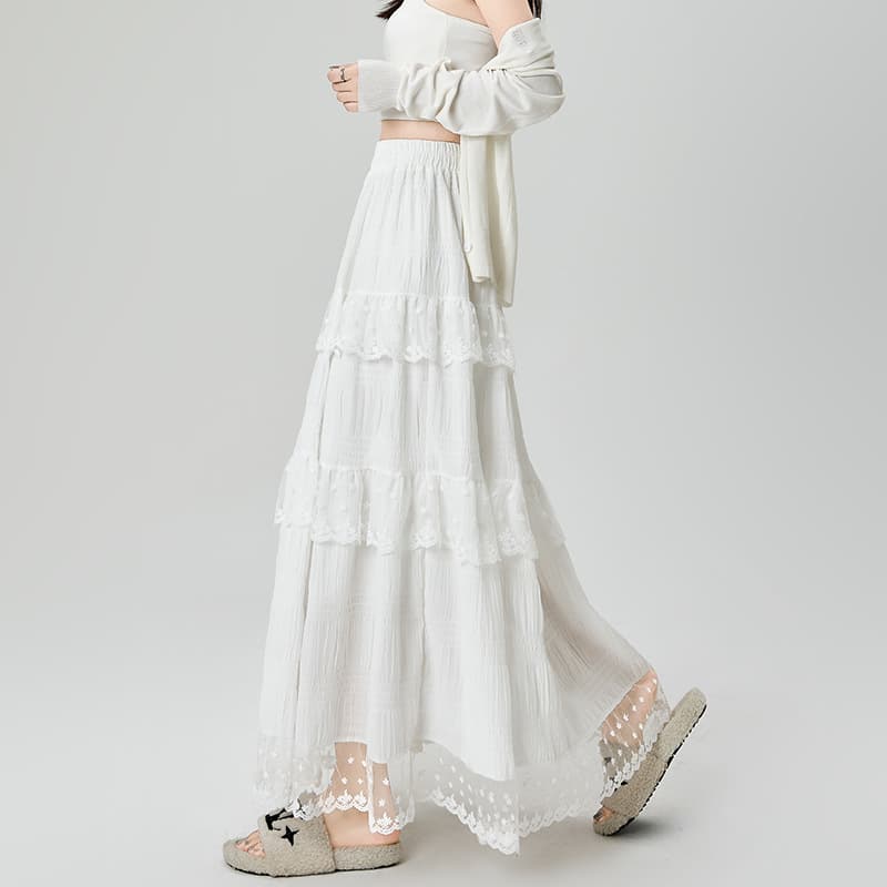 大人かわいい服 レースが揺れる ティアードロングスカート