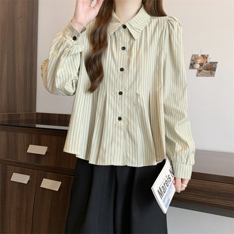 大人かわいい服 ストライプギャザー フレアブラウス