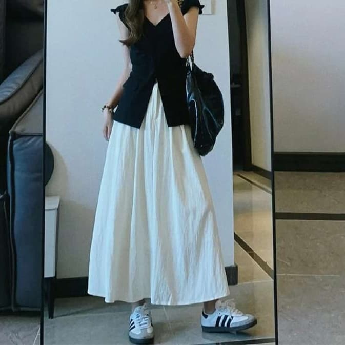 大人かわいい服 軽やかドレープ マキシスカート