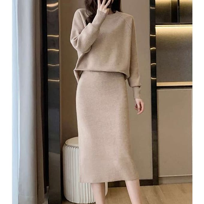 大人かわいい服 ゆったりニットセットアップ