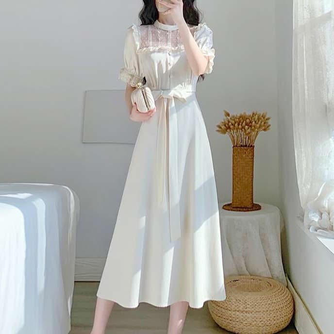 大人かわいい服 レース襟 フリル袖ミディワンピ
