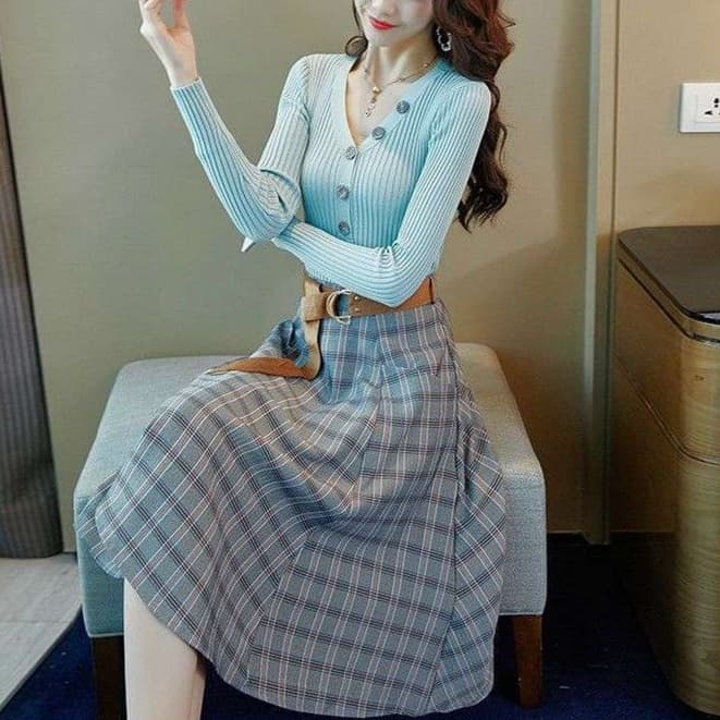 大人かわいい服 リブニットとプリーツスカートの上品セットアップ