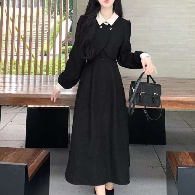 大人かわいい服 クラシックカラーワンピース