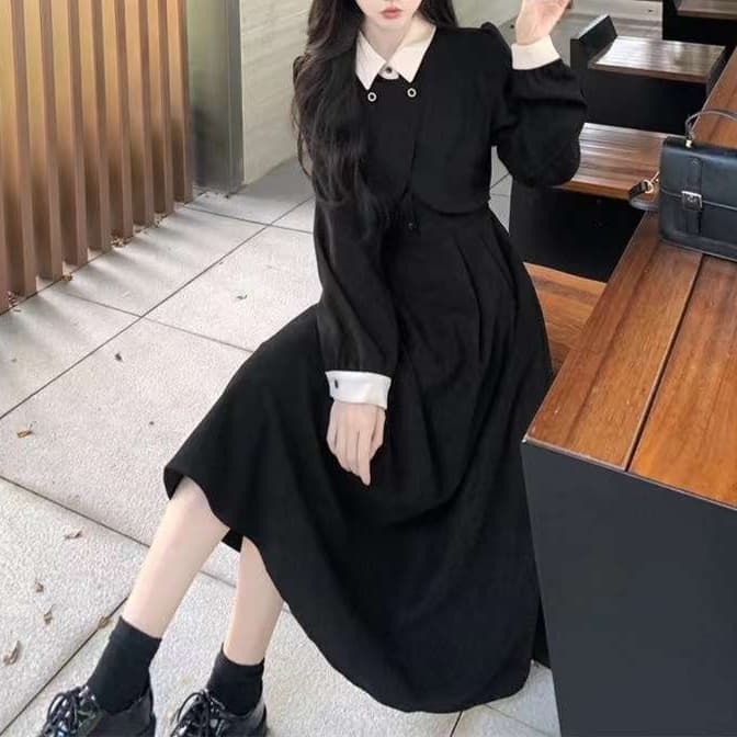 大人かわいい服 クラシックカラーワンピース