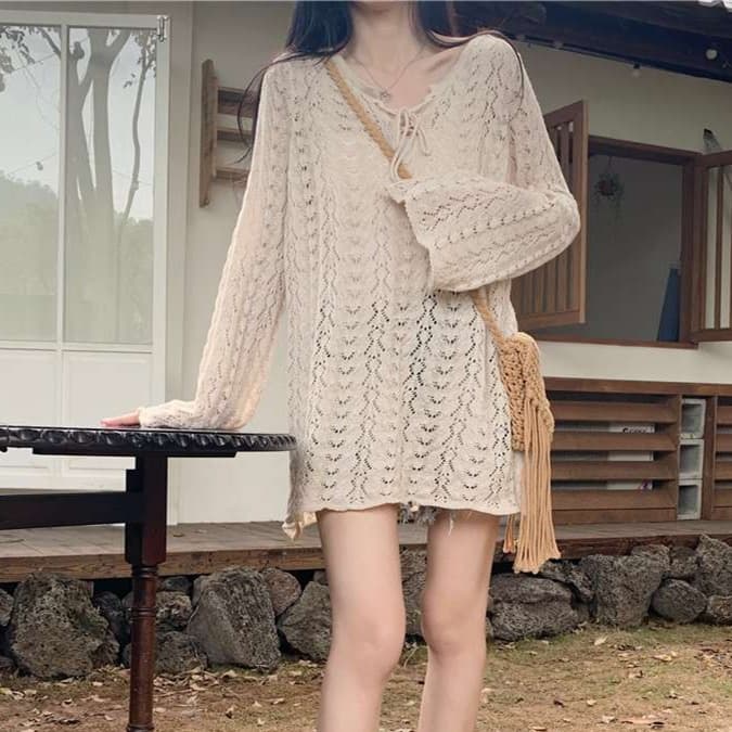 大人かわいい服 透け感ふんわ レース編みフリル袖ブラウス