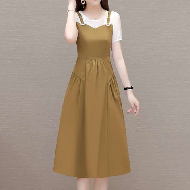 大人かわいい服 優雅さ漂うサロペットワンピース