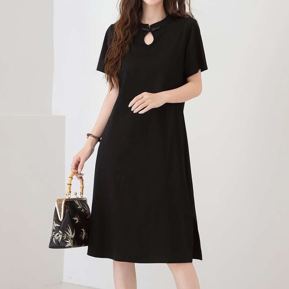 大人かわいい服 ふんわり キーホールワンピース
