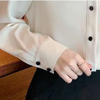 大人かわいい服 繊細刺繍×リボンデザイン 長袖ブラウス