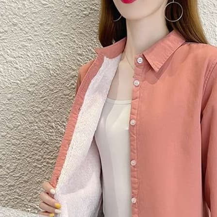 大人かわいい服 もこもこ袖の上品シャツ