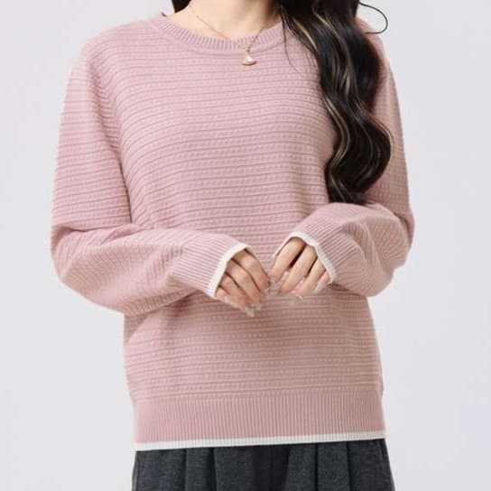 大人かわいい服 ふんわり優しげリブニットトップス