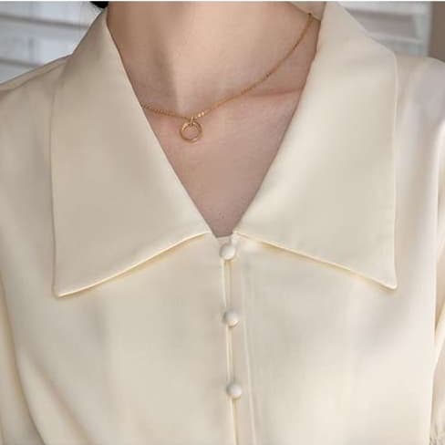 大人かわいい服 パフスリーブギャザーブラウス