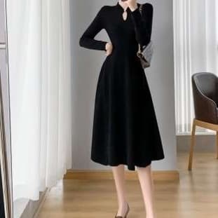 大人かわいい服 上品シルエット ロングフレアワンピース