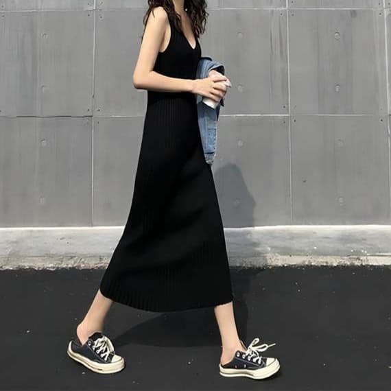 大人かわいい服 レトロモダンリブニットワンピース
