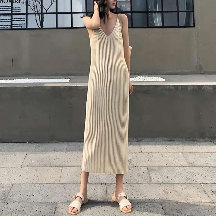 大人かわいい服 レトロモダンリブニットワンピース