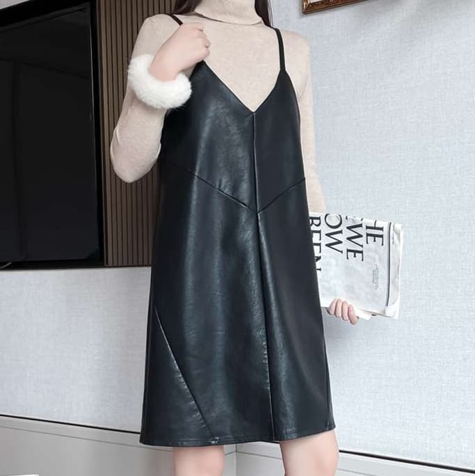 大人かわいい服 レイヤードスタイル革調ワンピース