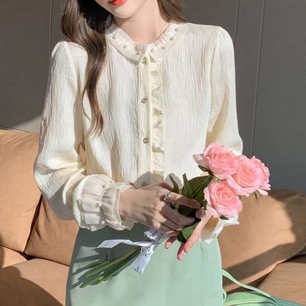 大人かわいい服 クラシカルフリルカラー長袖ブラウス