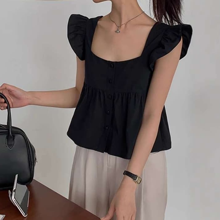 大人かわいい服  軽やかギャザー スクエアネックブラウス