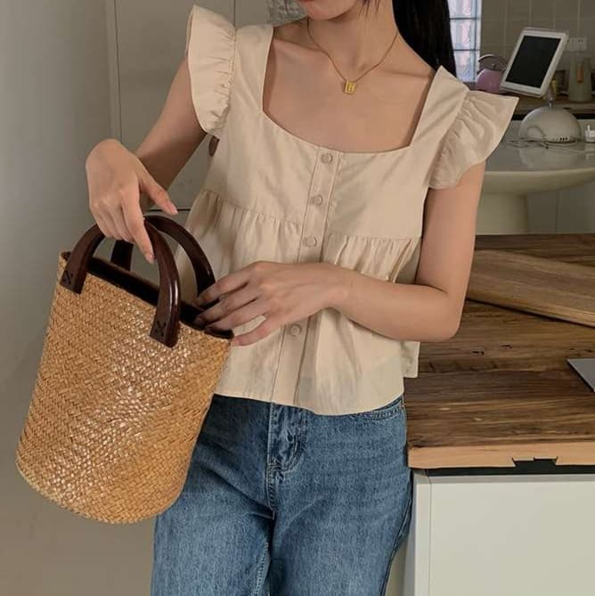 大人かわいい服  軽やかギャザー スクエアネックブラウス