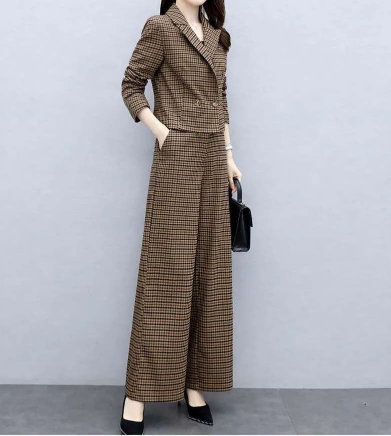 大人かわいい服 ウール調チェックの上品セットアップ