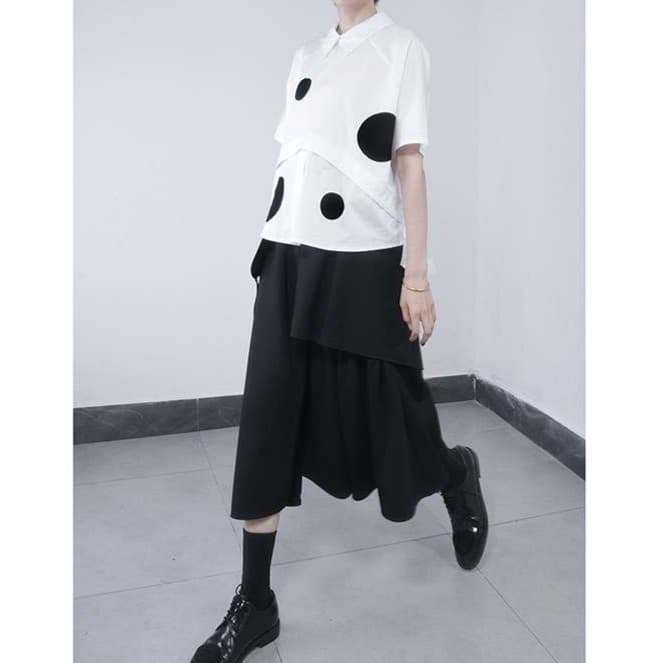 大人かわいい服 水玉デザイン ゆるトップス