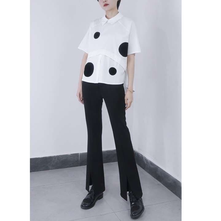 大人かわいい服 水玉デザイン ゆるトップス