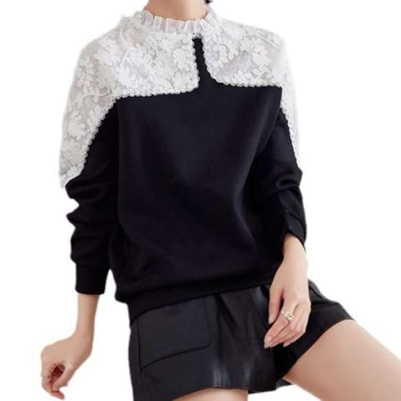 大人かわいい服 華やかレース×立体フリル  クラシックプルオーバー