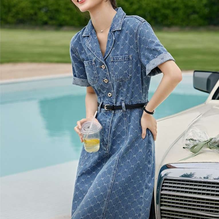 大人かわいい服 上品シルエット クラシカルデニムワンピース
