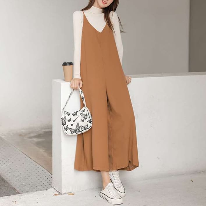 大人かわいい服 レイヤード風サロペットワンピース