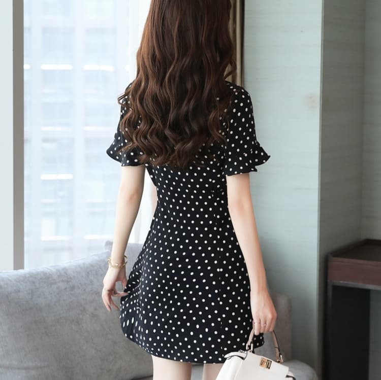 大人かわいい服 水玉シフォンフレアワンピース