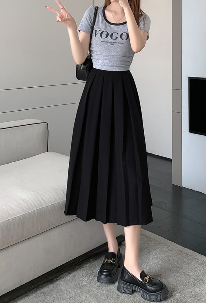大人かわいい服 ふんわり優美プリーツスカート