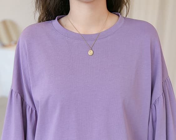 大人かわいい服 ふんわり袖 ラウンドネックブラウス
