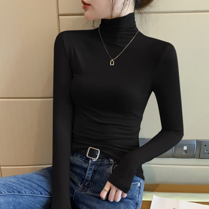 大人かわいい服 美ラインタートルトップス