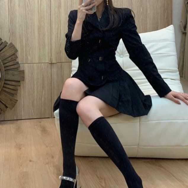 大人かわいい服 ダブルフレア細見えワンピース