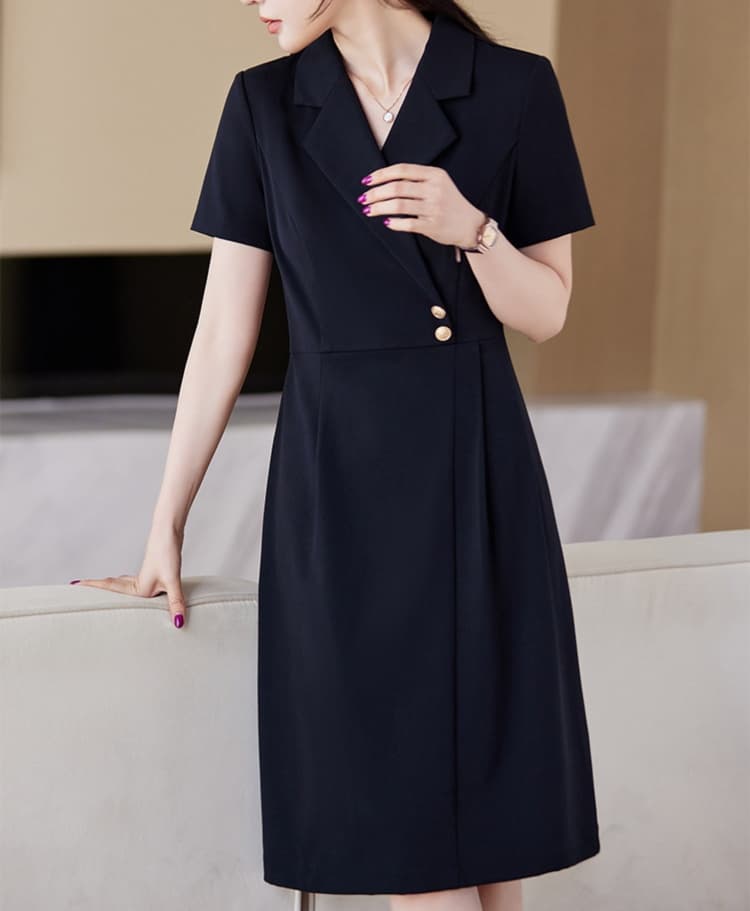 大人かわいい服 クラシカルクロスワンピース