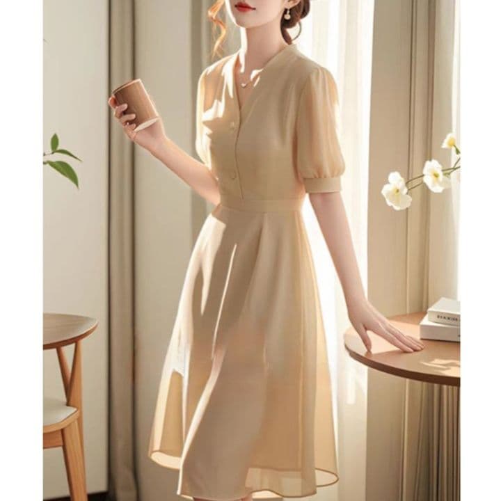大人かわいい服 ふんわり優美なシフォンワンピース