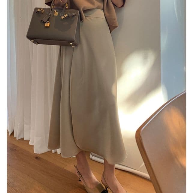 大人かわいい服 デザインレイヤード風ロングスカート