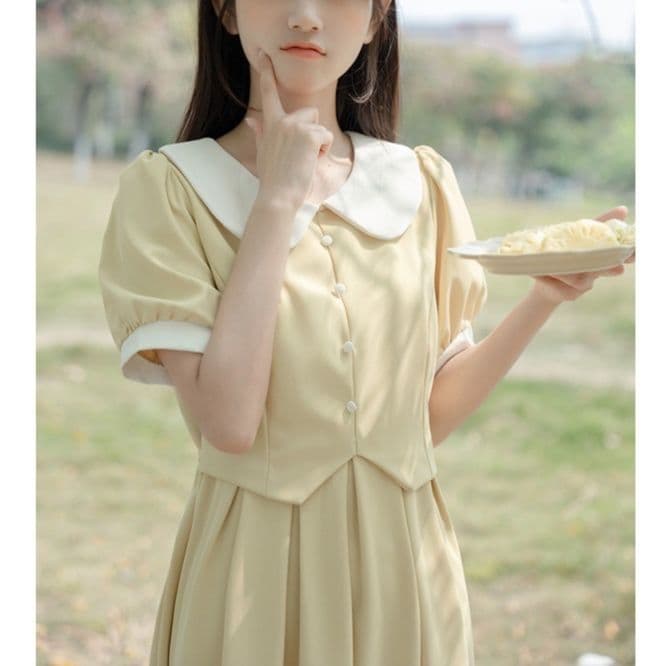 大人かわいい服 丸襟パフスリーブ配色切替ミディ丈ワンピース