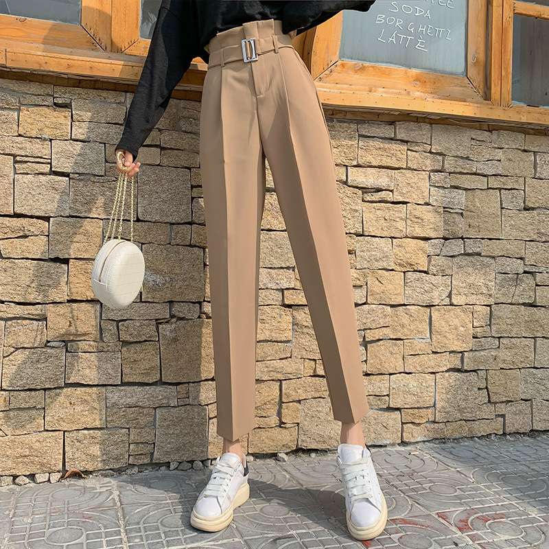 大人かわいい服 ハイウエストストレートパンツ