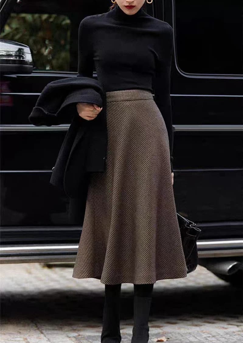 大人かわいい服 チェック柄フレアミディスカート