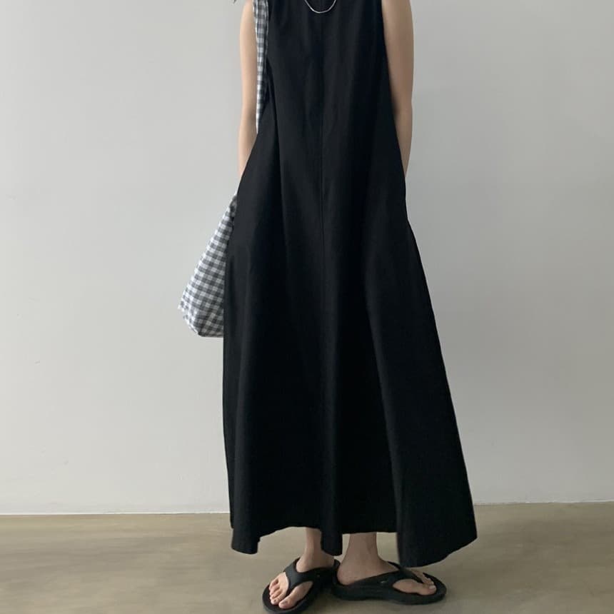 大人かわいい服 ゆったりシルエット ノースリーブ麻混ロングワンピース