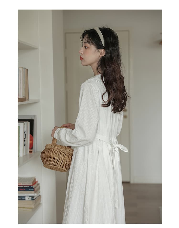 大人かわいい服 クラシカル丸襟ロングワンピース
