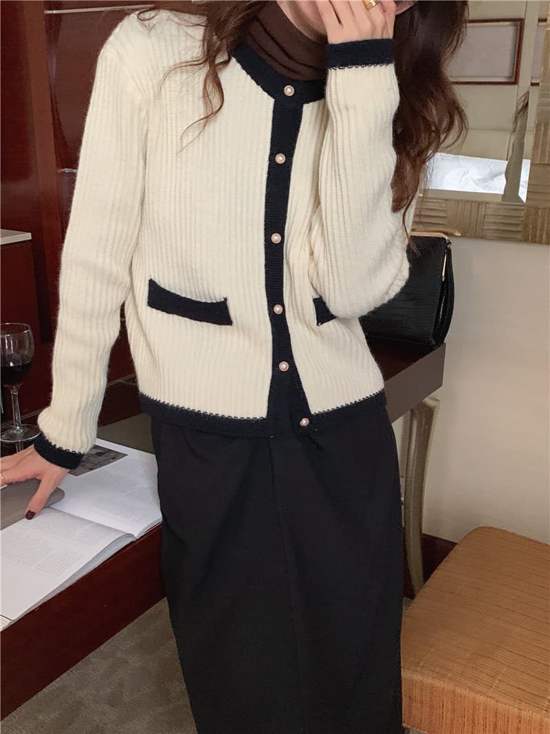 大人かわいい服 配色リブ編みボタン前開きカーディガン