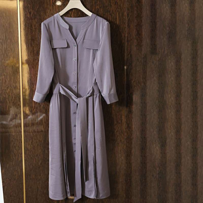 大人かわいい服 上品シルエットシャツワンピース