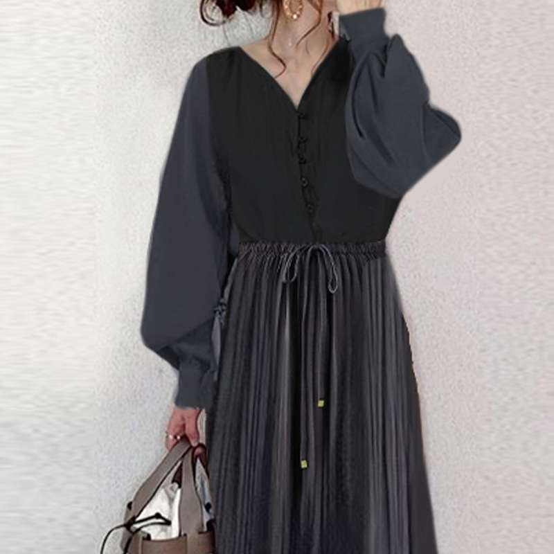 大人かわいい服 ふんわり袖 プリーツワンピース